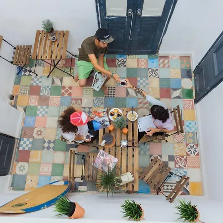 9ninelives Hostel *